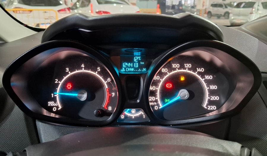 Ford Fiesta Kinetic Design 1.6 SE PLUS Hatchback 2018
