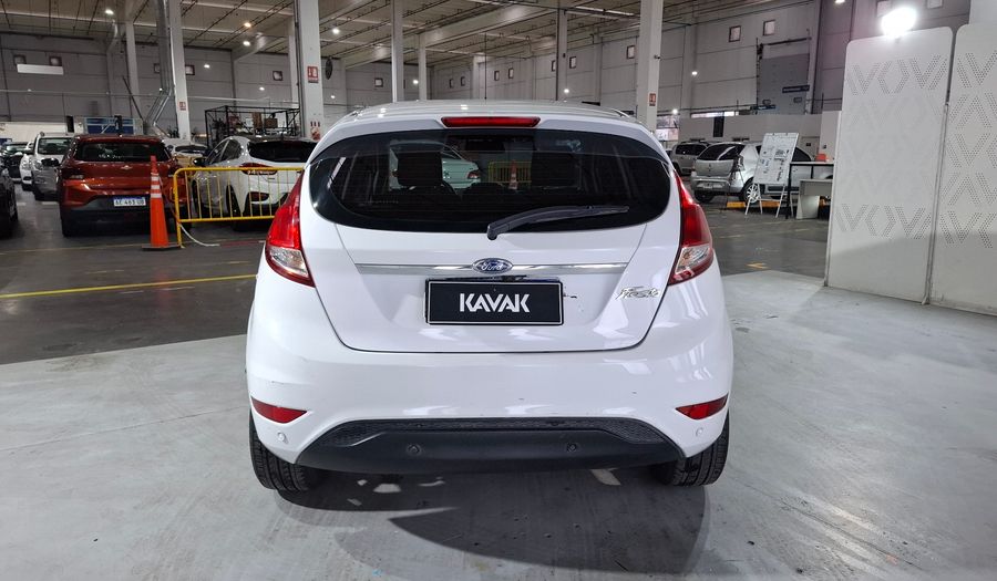 Ford Fiesta Kinetic Design 1.6 SE PLUS Hatchback 2018