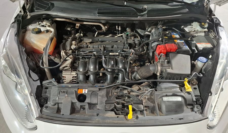 Ford Fiesta Kinetic Design 1.6 SE PLUS Hatchback 2018