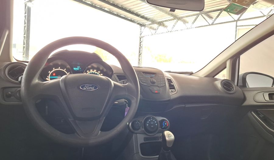 Ford Fiesta Kinetic Design 1.6 S Hatchback 2016