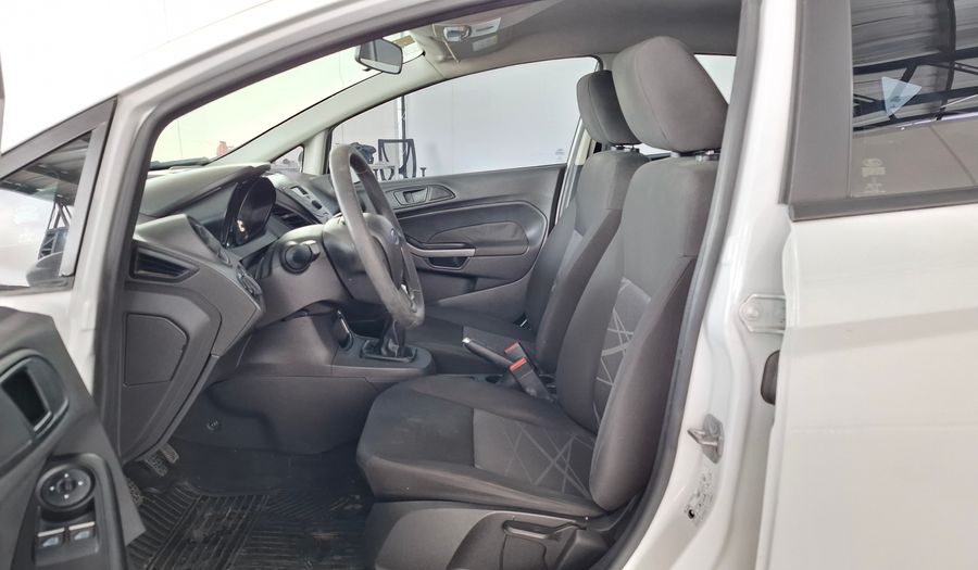 Ford Fiesta Kinetic Design 1.6 S Hatchback 2016