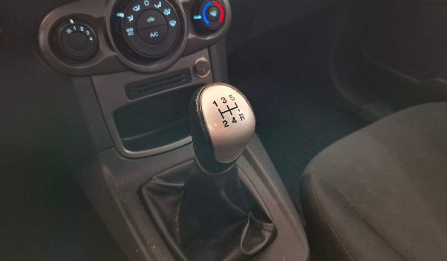 Ford Fiesta Kinetic Design 1.6 S Hatchback 2016