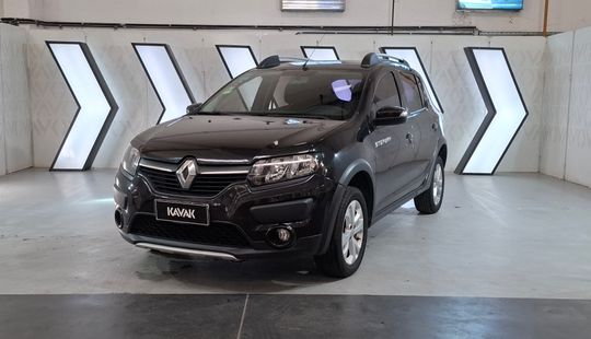 Renault • Sandero Stepway