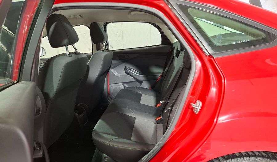 Ford Focus Iii 1.6 S Sedan 2016