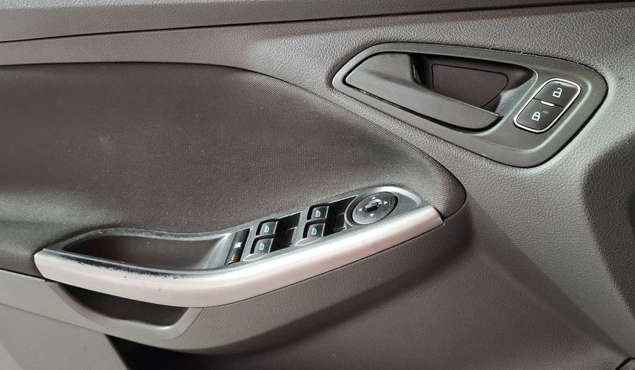 Ford Focus Iii 1.6 S Sedan 2016