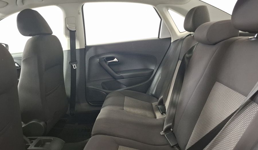 Volkswagen Vento 1.6 STARTLINE AUTO Sedan 2020