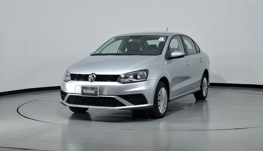 Volkswagen • Vento