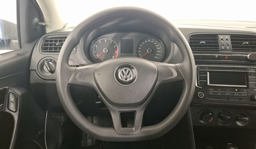 Volkswagen Vento 1.6 STARTLINE AUTO Sedan 2020
