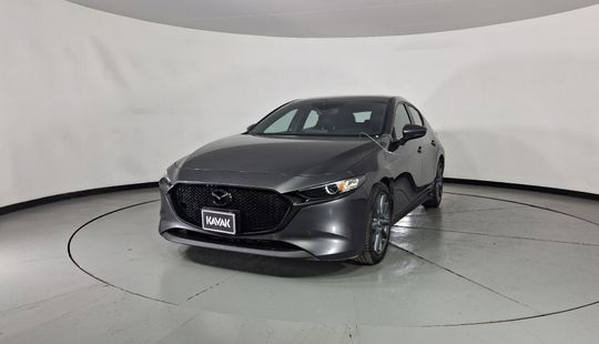 Mazda • Mazda 3