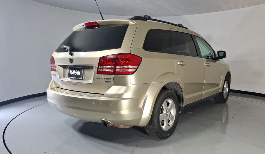 Dodge Journey 2.4 SXT 7 PASAJEROS Suv 2010