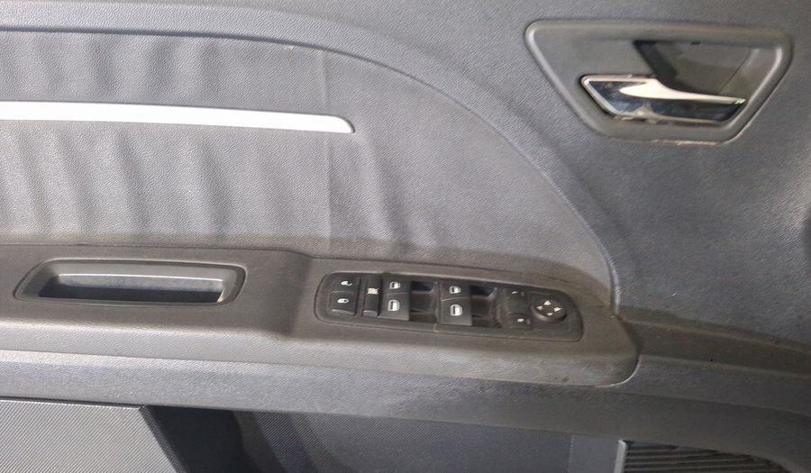 Dodge Journey 2.4 SXT 7 PASAJEROS Suv 2010