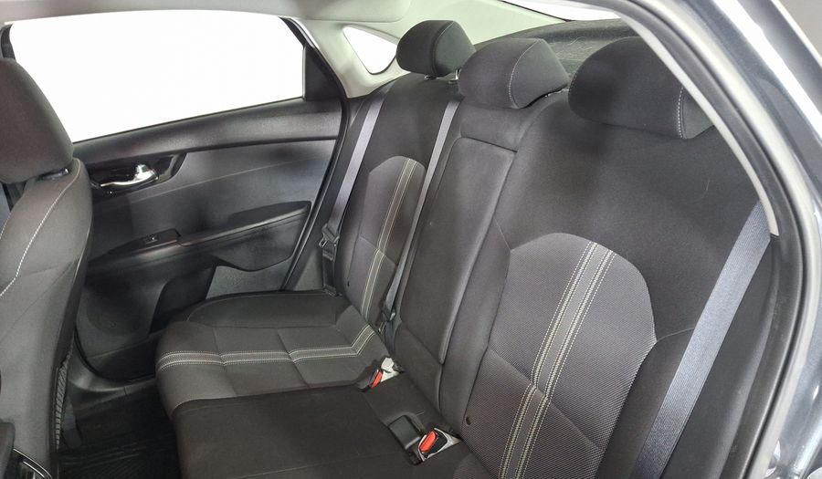 Kia Forte 2.0 EX IVT Sedan 2022