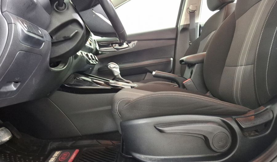 Kia Forte 2.0 EX IVT Sedan 2022