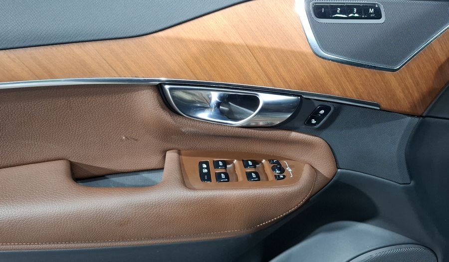 Volvo Xc90 2.0 B6 MHEV MOMENTUM AUTO AWD Suv 2022