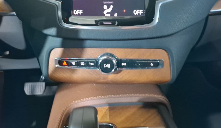 Volvo Xc90 2.0 B6 MHEV MOMENTUM AUTO AWD Suv 2022
