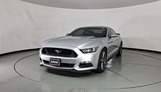 Ford • Mustang
