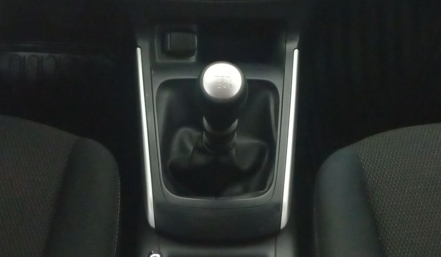 Nissan Sentra 1.8 SENSE MT Sedan 2017