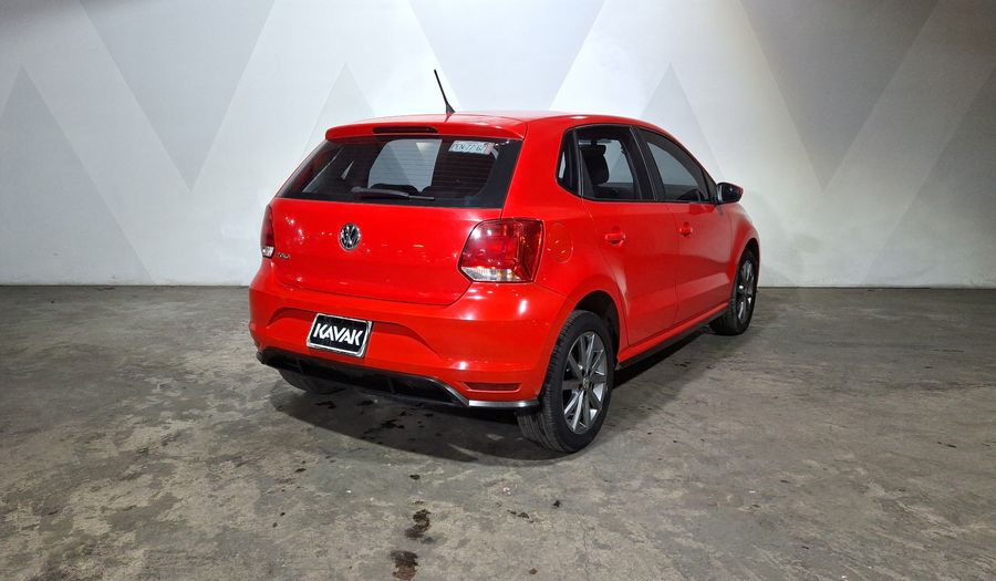 Volkswagen Polo 1.6 STARTLINE AUTO Hatchback 2021
