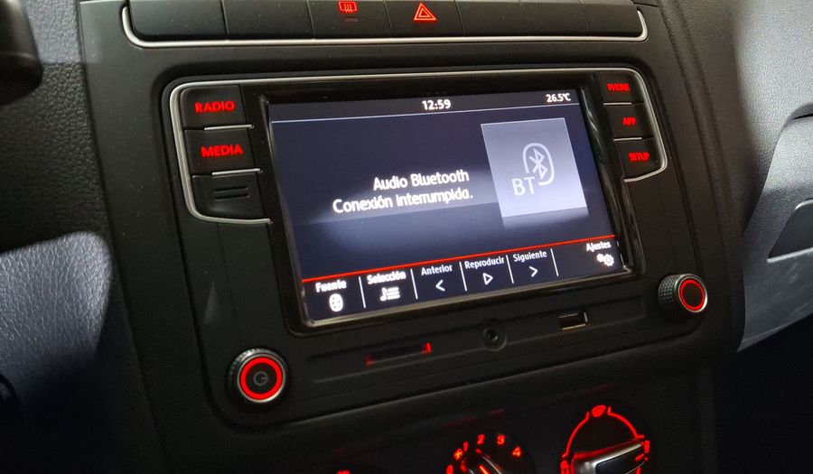 Volkswagen Polo 1.6 STARTLINE AUTO Hatchback 2021