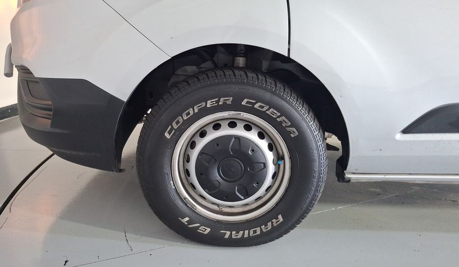 Ford Transit 2.2 DIESEL 9 PASAJEROS LARGA Van 2021