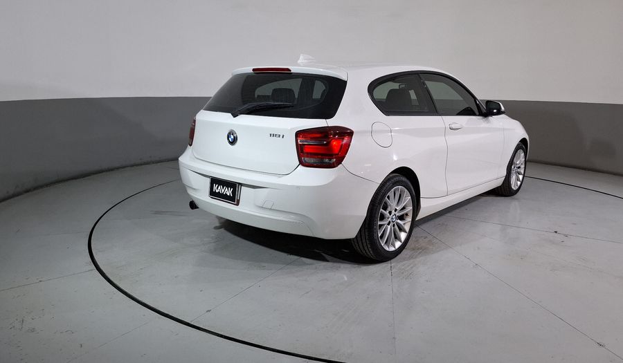 Bmw Serie 1 1.6 118IA URBAN LINE Hatchback 2014