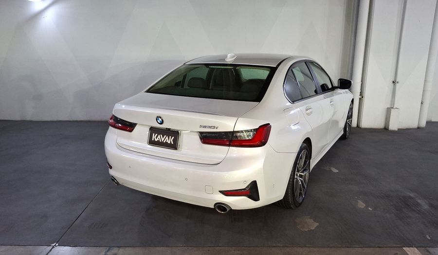 Bmw Serie 3 2.0 320I AUTO Sedan 2021
