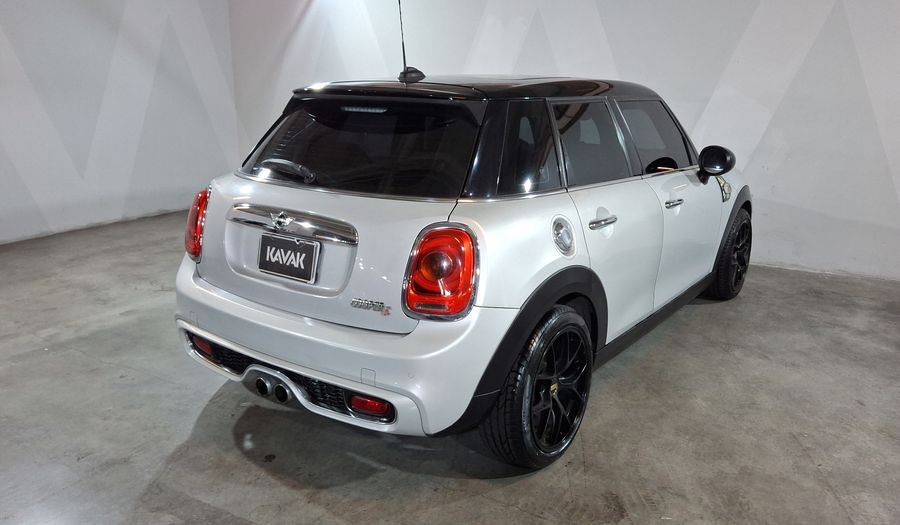 Mini Cooper S 2.0 COOPER HOT CHILI AT Hatchback 2018