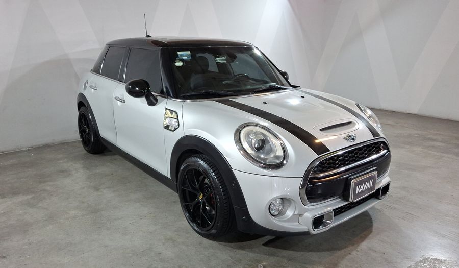 Mini Cooper S 2.0 COOPER HOT CHILI AT Hatchback 2018