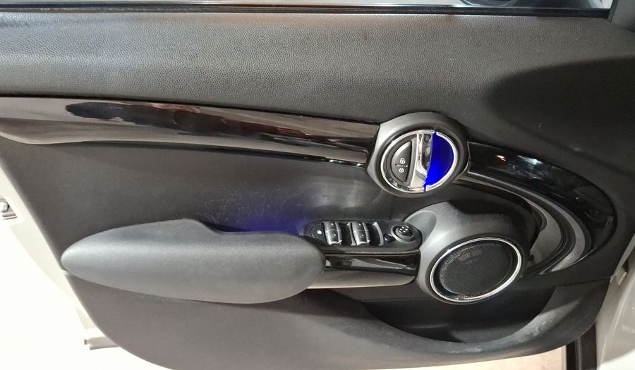 Mini Cooper S 2.0 COOPER HOT CHILI AT Hatchback 2018