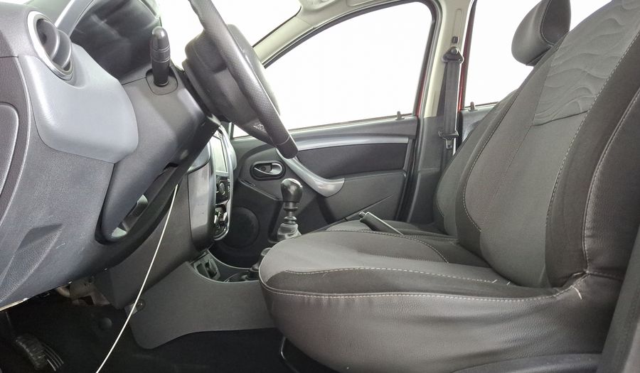 Renault Duster 2.0 DYNAMIQUE MEDIA NAV MT Suv 2015