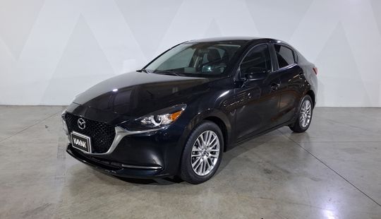 Mazda • Mazda 2