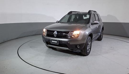 Renault • Duster