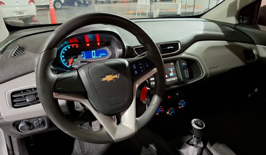 Chevrolet Onix 1.4 LT Hatchback 2017