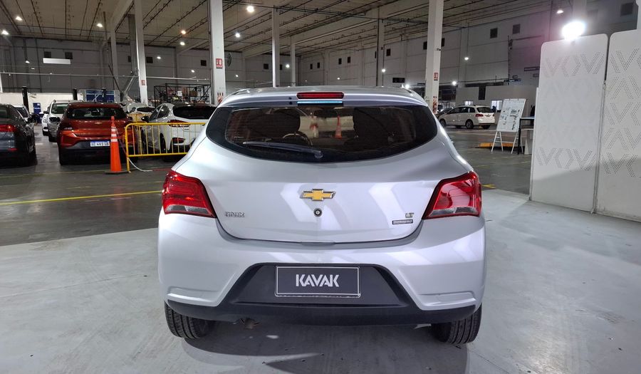 Chevrolet Onix 1.4 LT Hatchback 2017