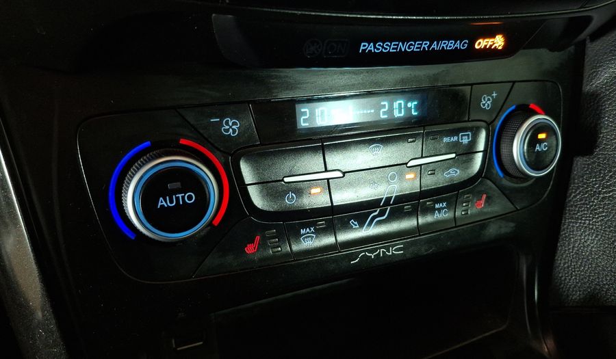 Ford Focus 2.0 TITANIUM POWER SHIFT Hatchback 2019