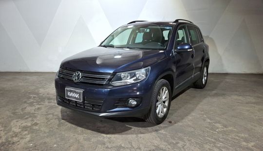 Volkswagen • Tiguan