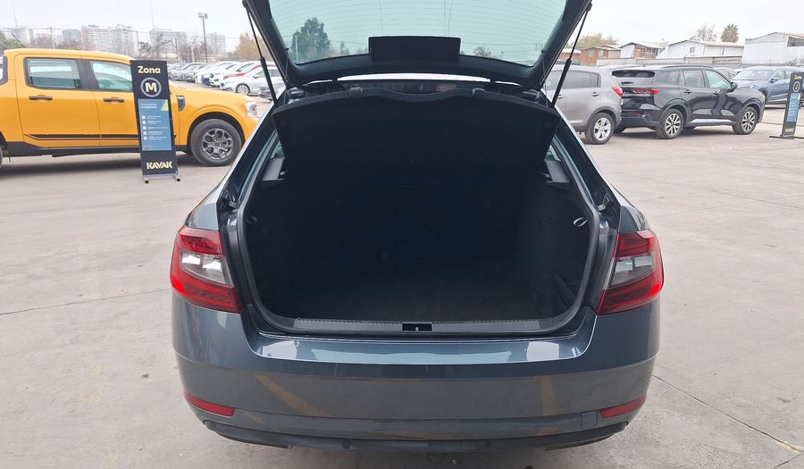 Skoda Octavia 1.4 TSI STYLE DSG Sedan 2020