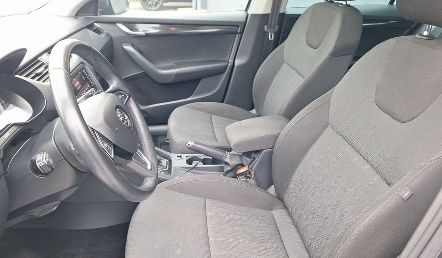 Skoda Octavia 1.4 TSI STYLE DSG Sedan 2020