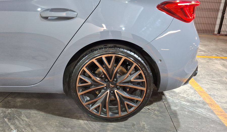 Cupra Leon 2.0 300HP DCT Hatchback 2024