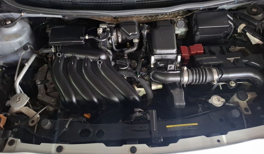 Nissan March 1.6 ADVANCE Hatchback 2020