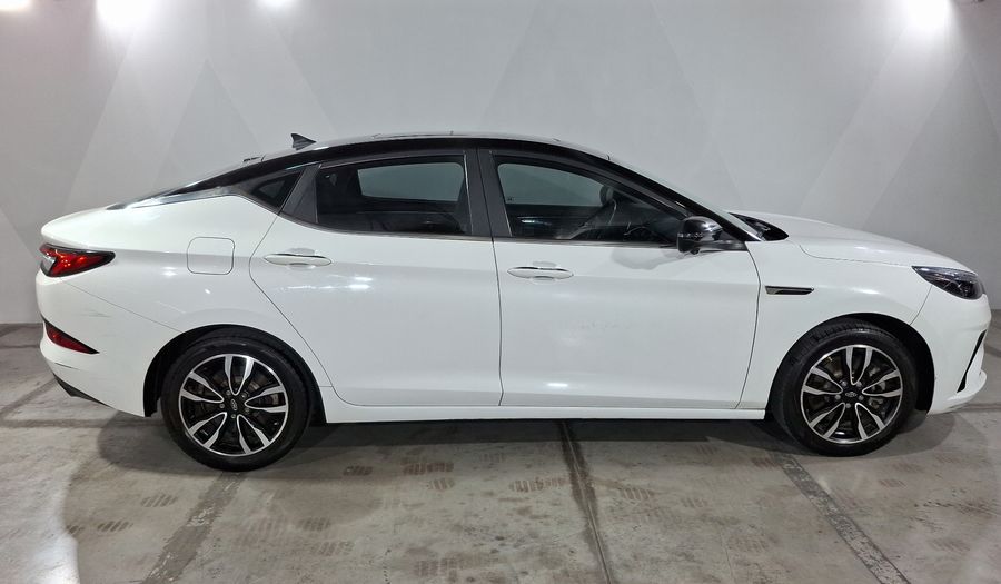 Jac J7 1.5 LIMITED CVT Hatchback 2022
