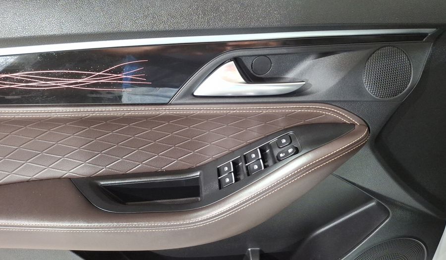 Jac J7 1.5 LIMITED CVT Hatchback 2022