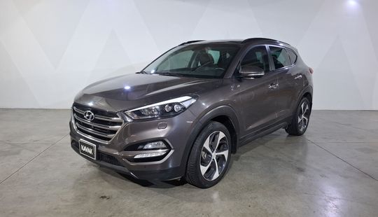 Hyundai • Tucson