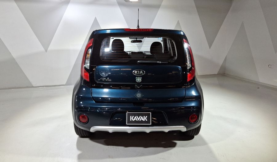 Kia Soul 1.6 LX MT Hatchback 2017