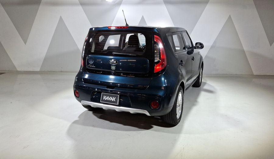 Kia Soul 1.6 LX MT Hatchback 2017