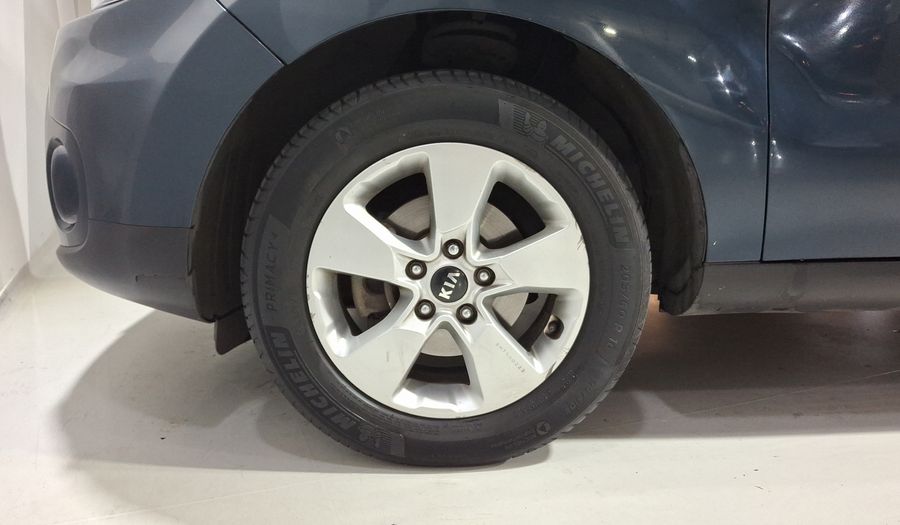 Kia Soul 1.6 LX MT Hatchback 2017