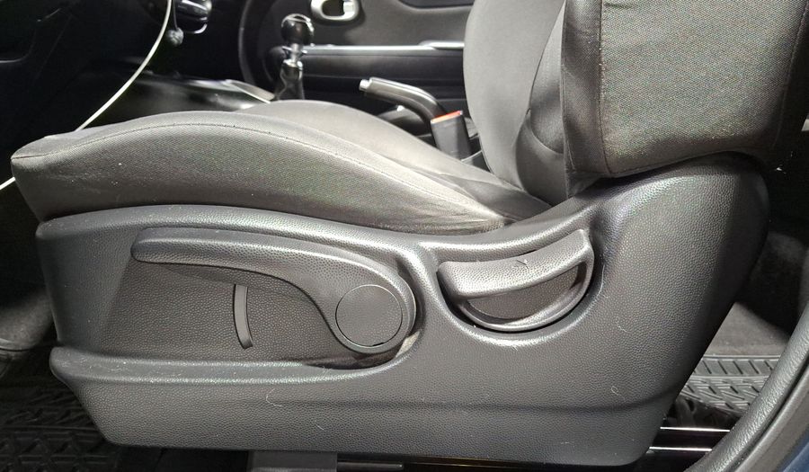 Kia Soul 1.6 LX MT Hatchback 2017