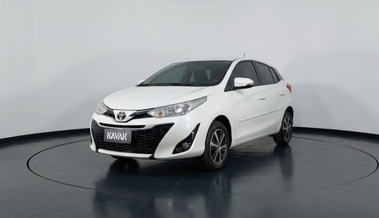 Toyota • Yaris