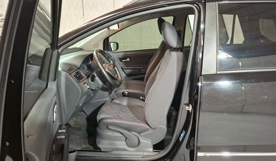 Volkswagen Suran 1.6 16V HIGHLINE I MOTION Wagon 2017