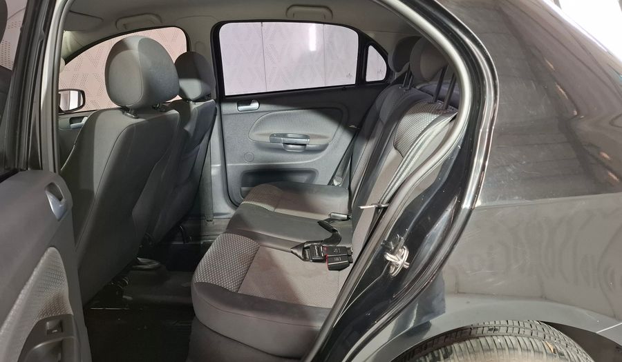 Volkswagen Gol Trend 1.6 PACK III Hatchback 2011